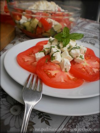 Salad " Tomat dengan Keju Putih" by nisa tsvetkova