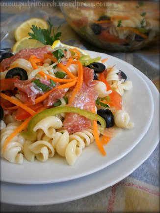 Pasta (Fusili) Salad by nisa tsvetkova